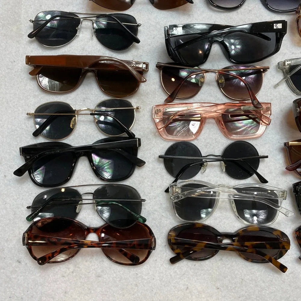 Lot Of 20 Sunglasses Mixed Unisex OS Multi Color Aviator Retro Y2K Pairs Bundle